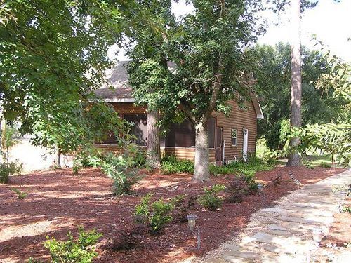 Shalom House Bed And Breakfast Тифтон Экстерьер фото